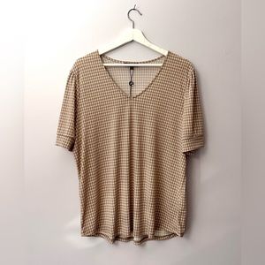 ❗️MOVING SALE❗️ Adrianna Papell Tan & White Blouse